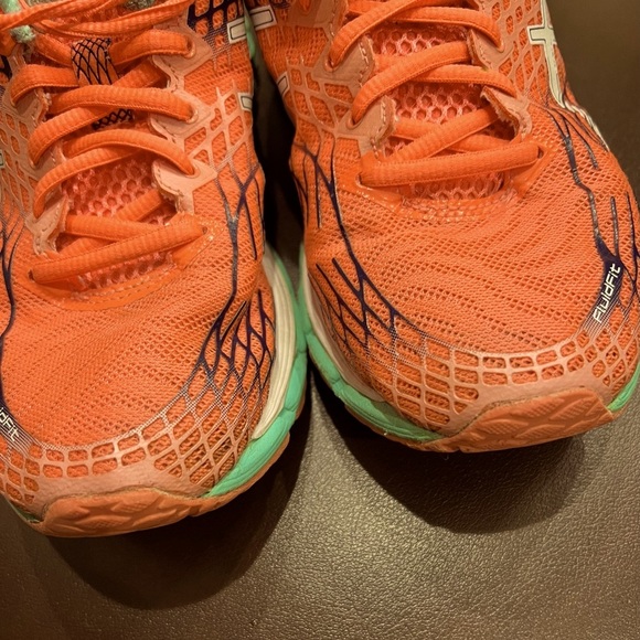 ASICS Gel Nimbus Ladies running Sneaker - Picture 4 of 10